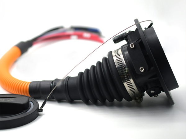 歐標充電槍插座type2新能源電動(dòng)車(chē)充電口IEC-62192車(chē)端交流充電座