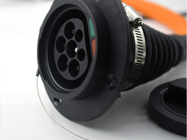 歐標充電槍插座type2新能源電動(dòng)車(chē)充電口IEC-62192車(chē)端交流充電座